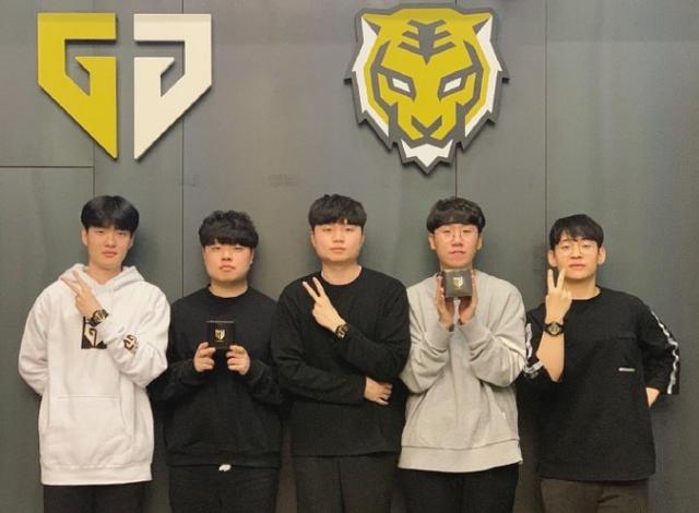 帮助球队在 帮助球队在