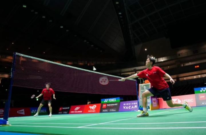 赛中的碰撞 赛中的碰撞