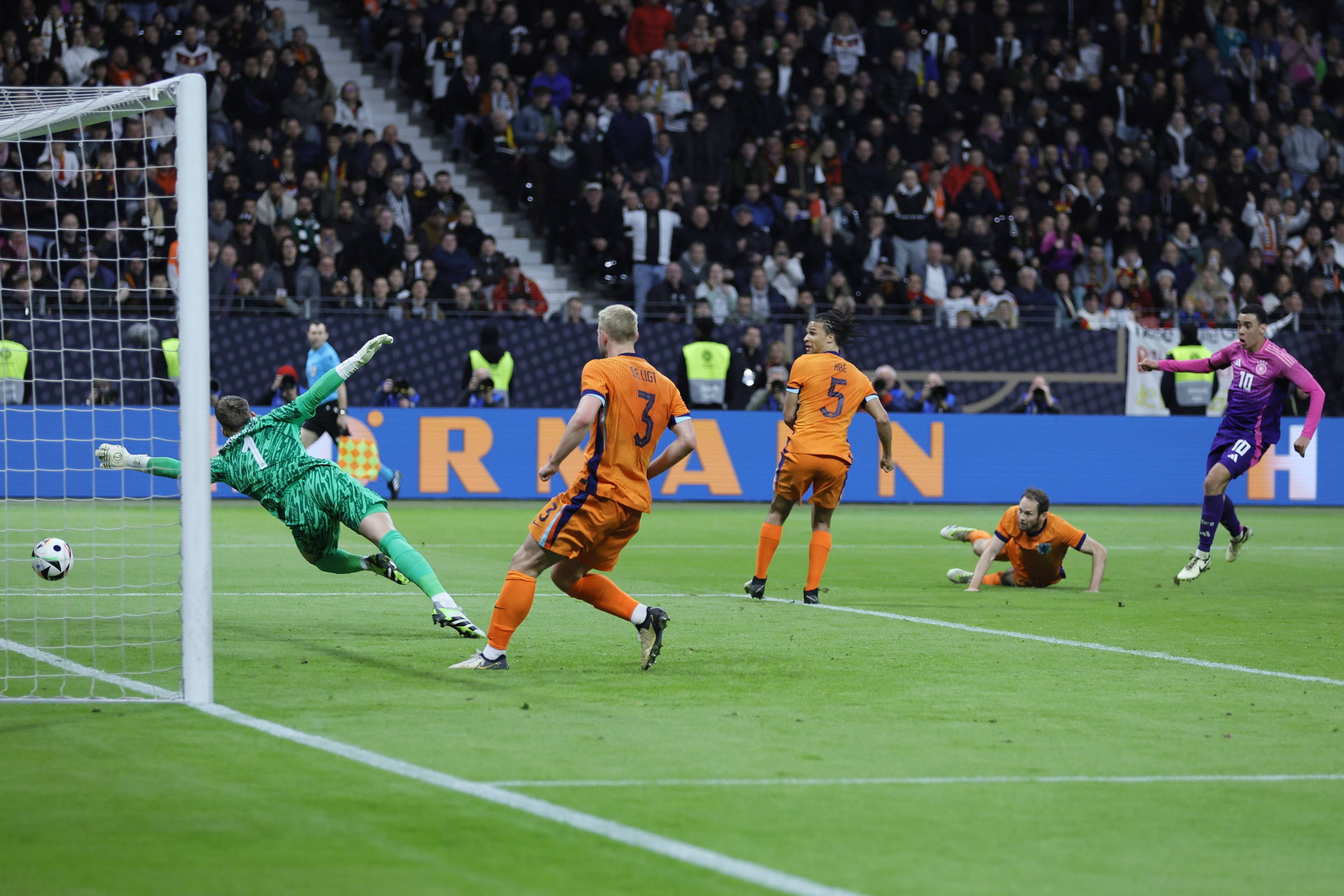 苏群认为 苏群认为