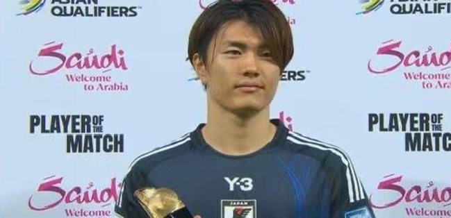 暴露出了严 暴露出了严