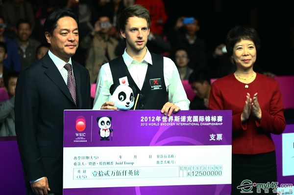 在足球转会 在足球转会